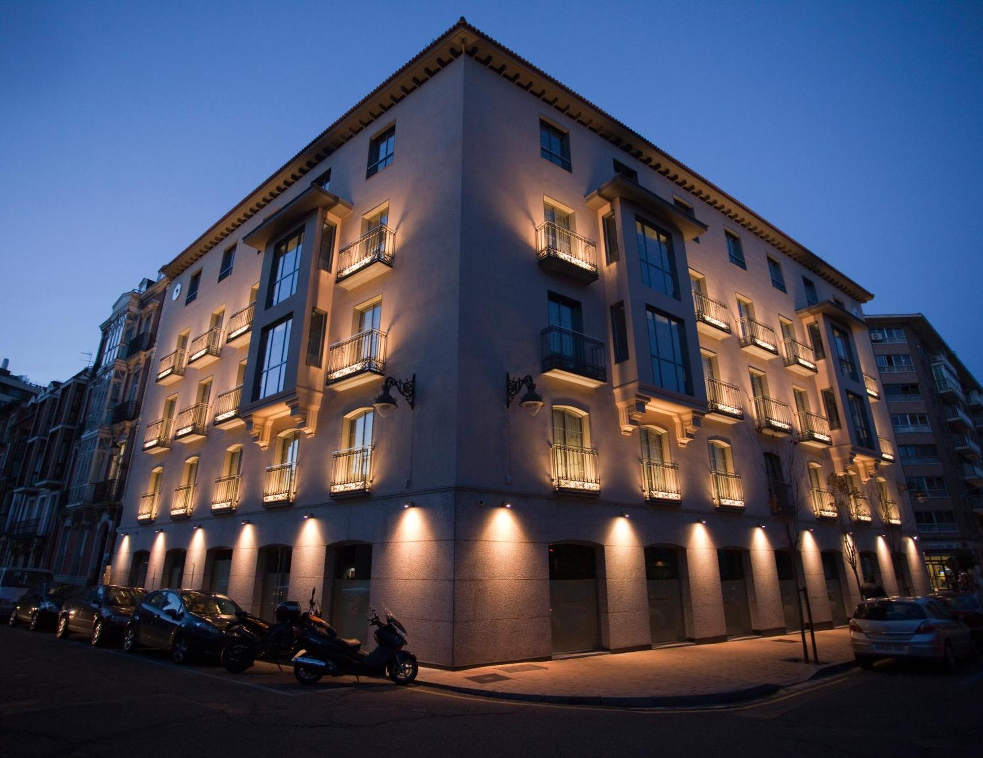 Hotel Nexus &